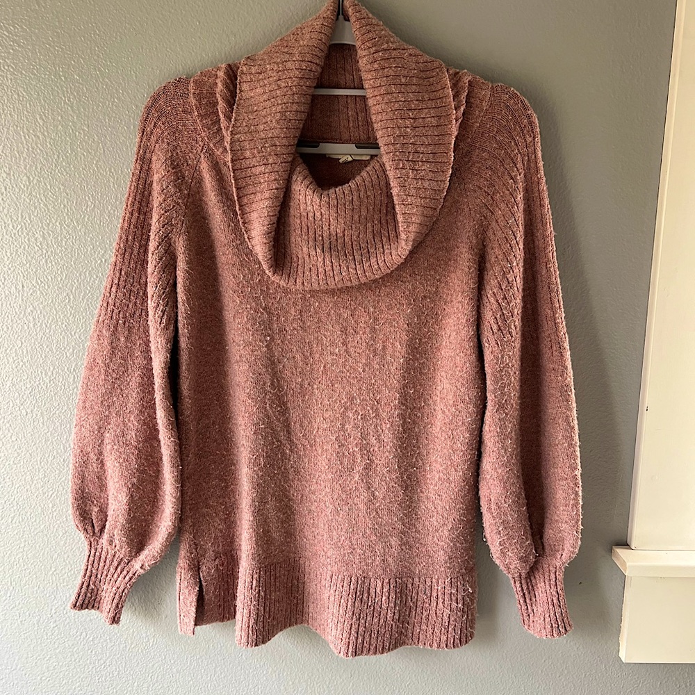 Women’s Off The Shoulder Sweater | Size S